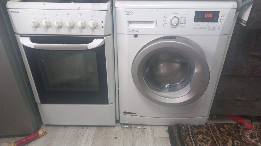 Продам плиту стиральную машину