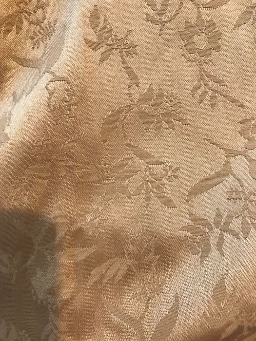 rochie noua bej lucioasa