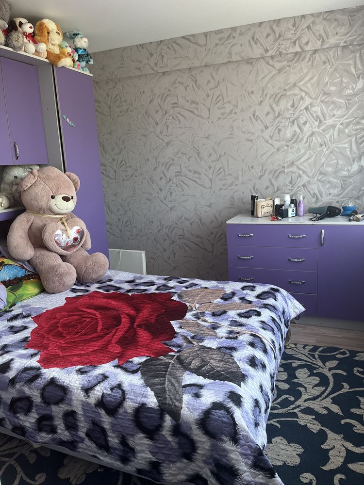 Продам 3-х комнатную мебелированную квартиру