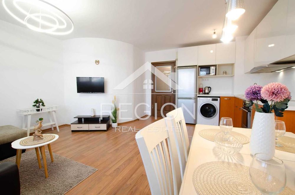 Дава се под наем Двустаен апартамент в Варна, Център - 60 кв.м за 484.5 € - Снимка #2