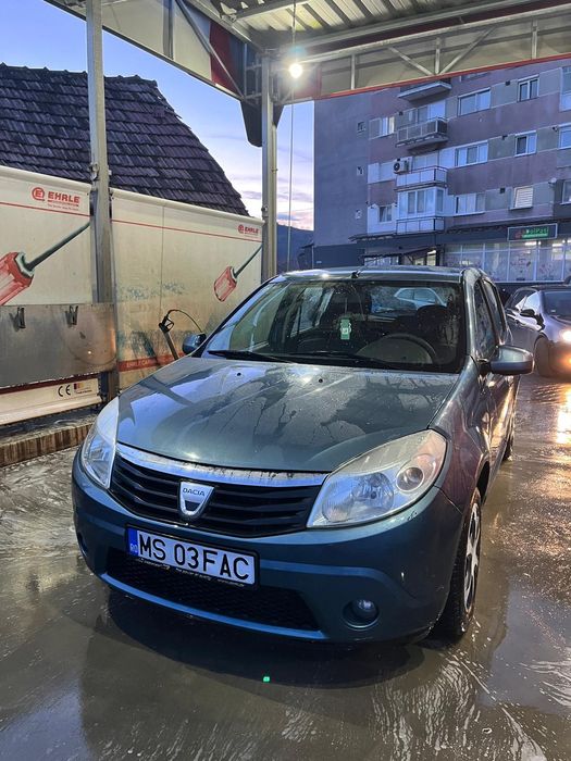 Dacia sandero 16 2008