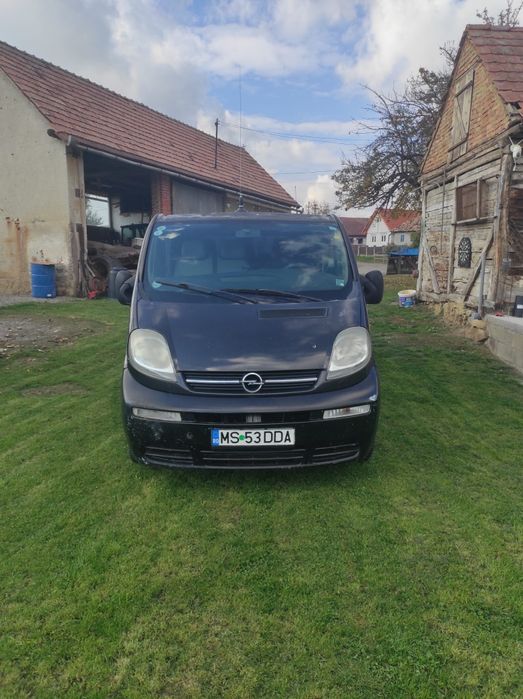 Opel vivaro 1.9 autoturism