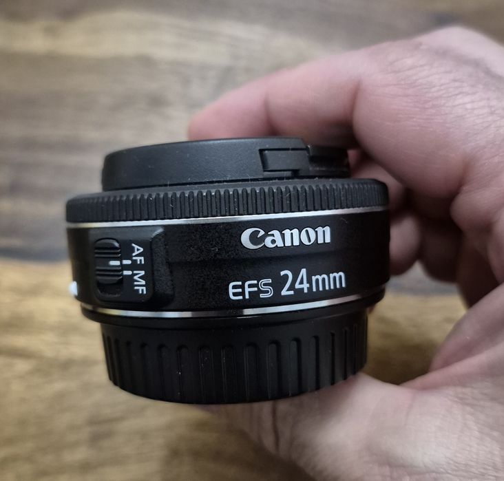 Obiectiv Canon EF-S 24 mm macro 2.8 STM ca nou