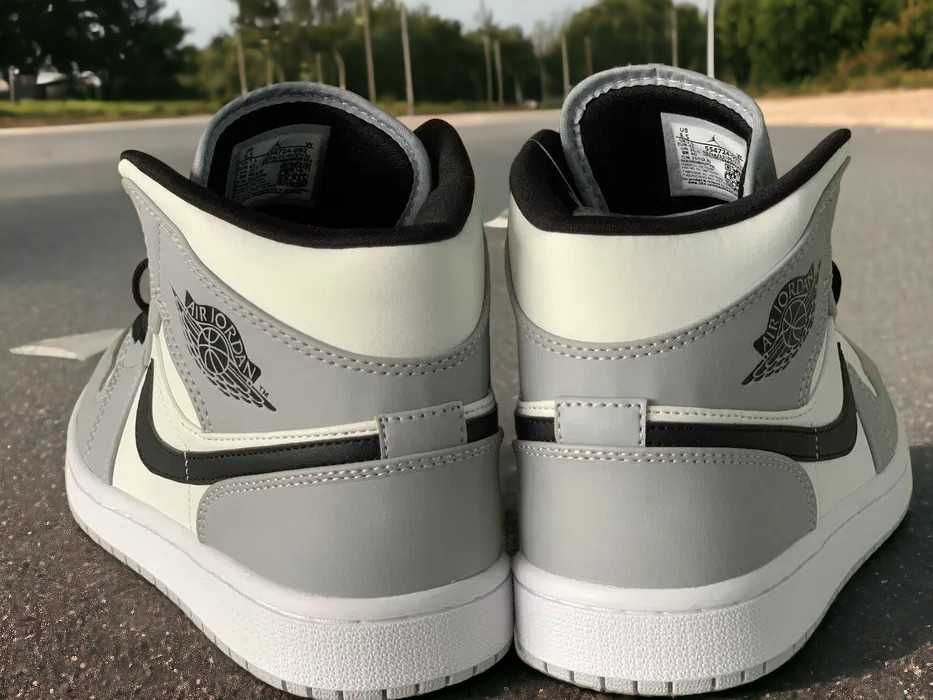 Nike Jordan 1 Light Smoke Grey