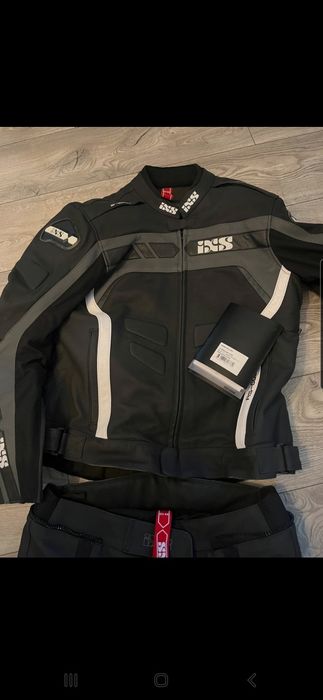 Costum moto nou din piele IXS 54 L