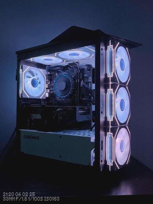 Calculator Gaming Vand sau Schimb.