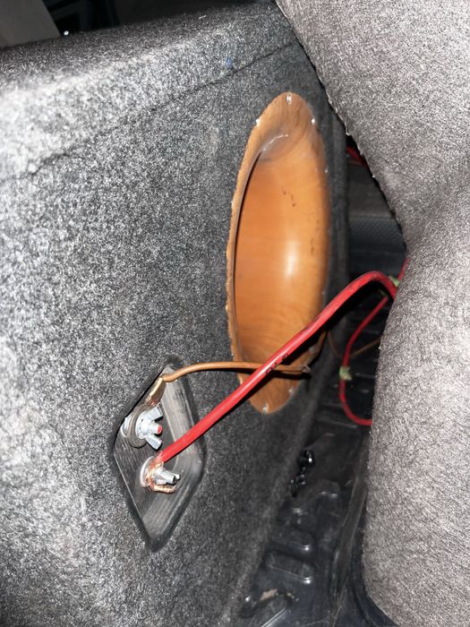 Сабвуфер с усилителем