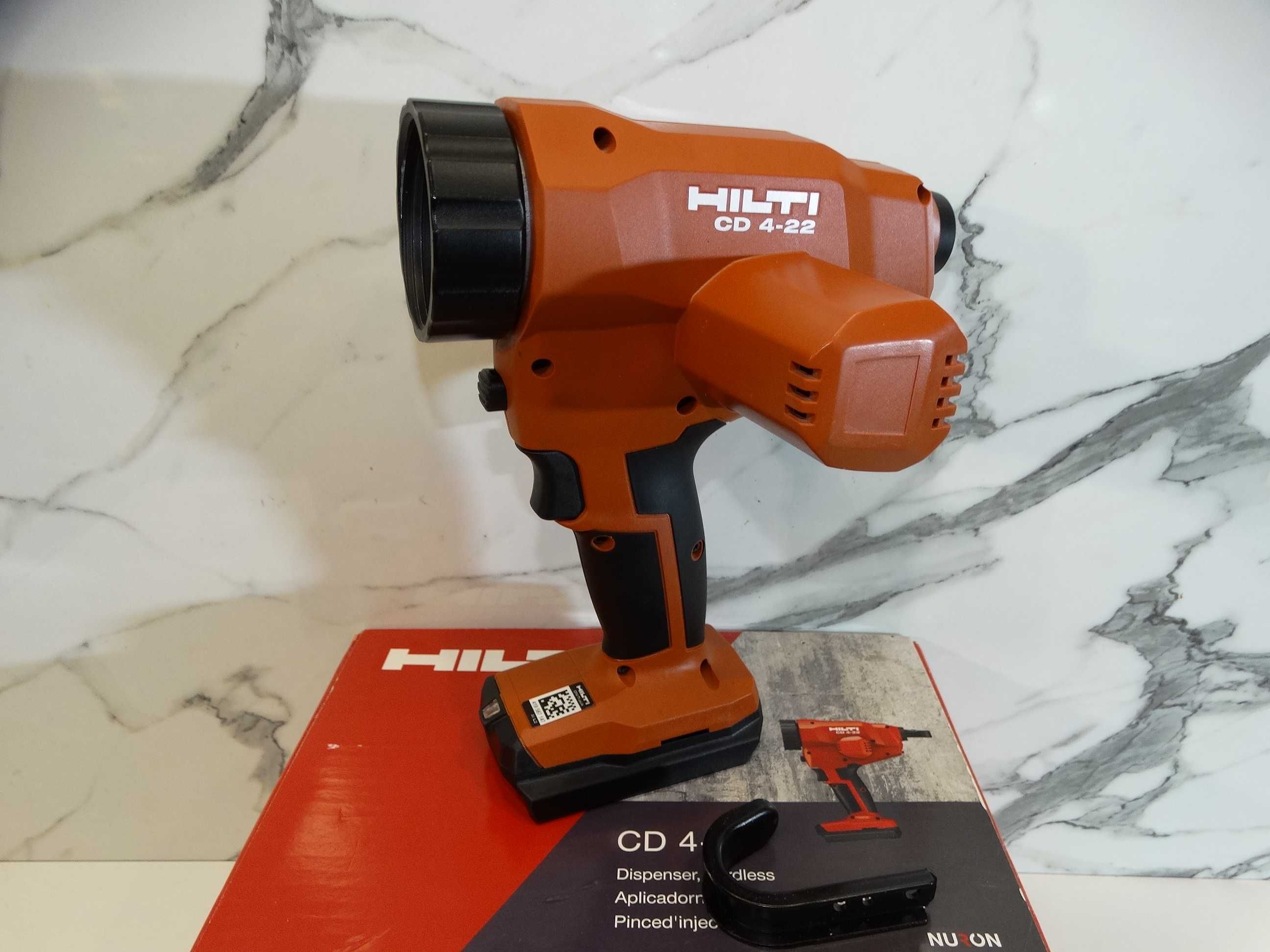 НОВО - Hilti CD 4 - 22 / Nuron - Пистолет за силикон