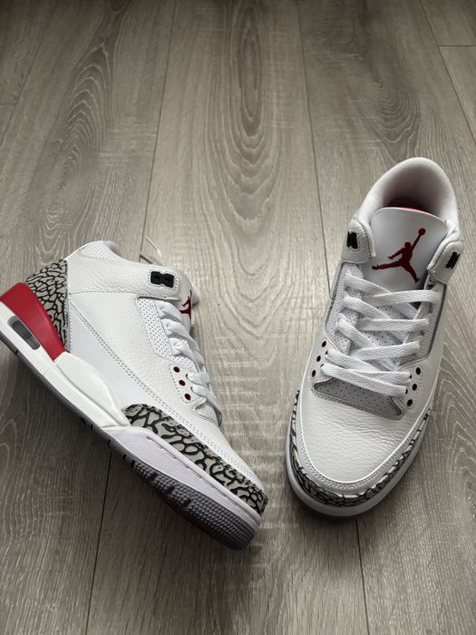 Jordan 3 Fire Red