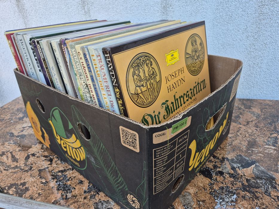 Vând Lot 200 Discuri Vinil colectia Deutsche Grammophon muzica clasica
