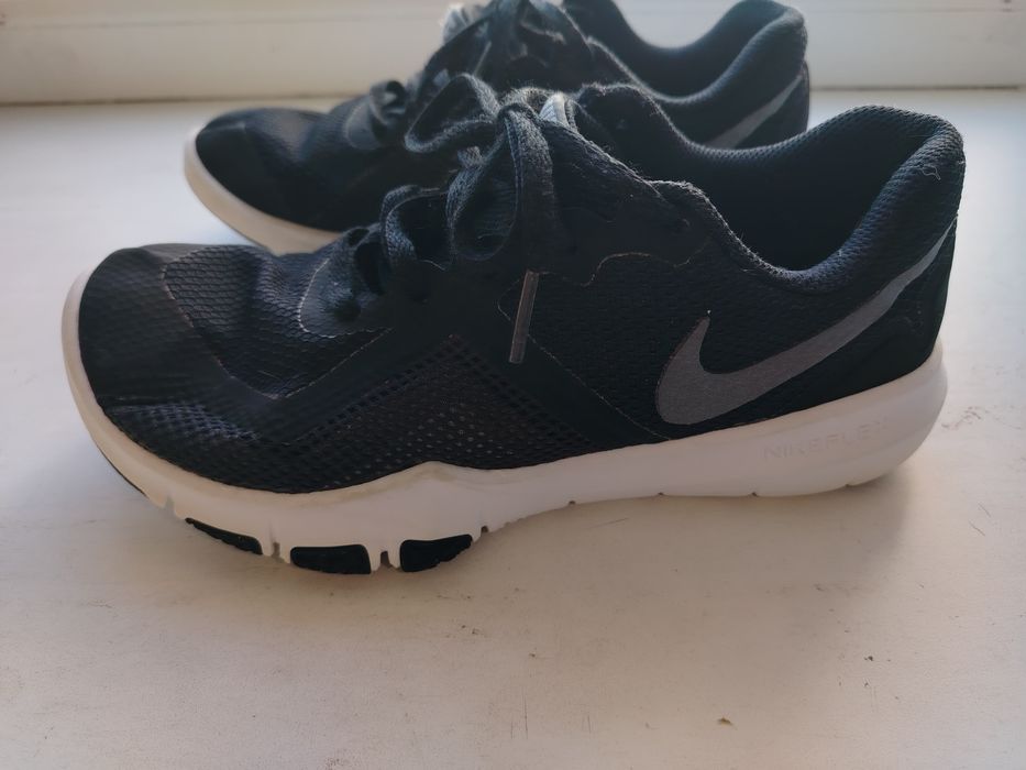 кроссовки Найк беговые