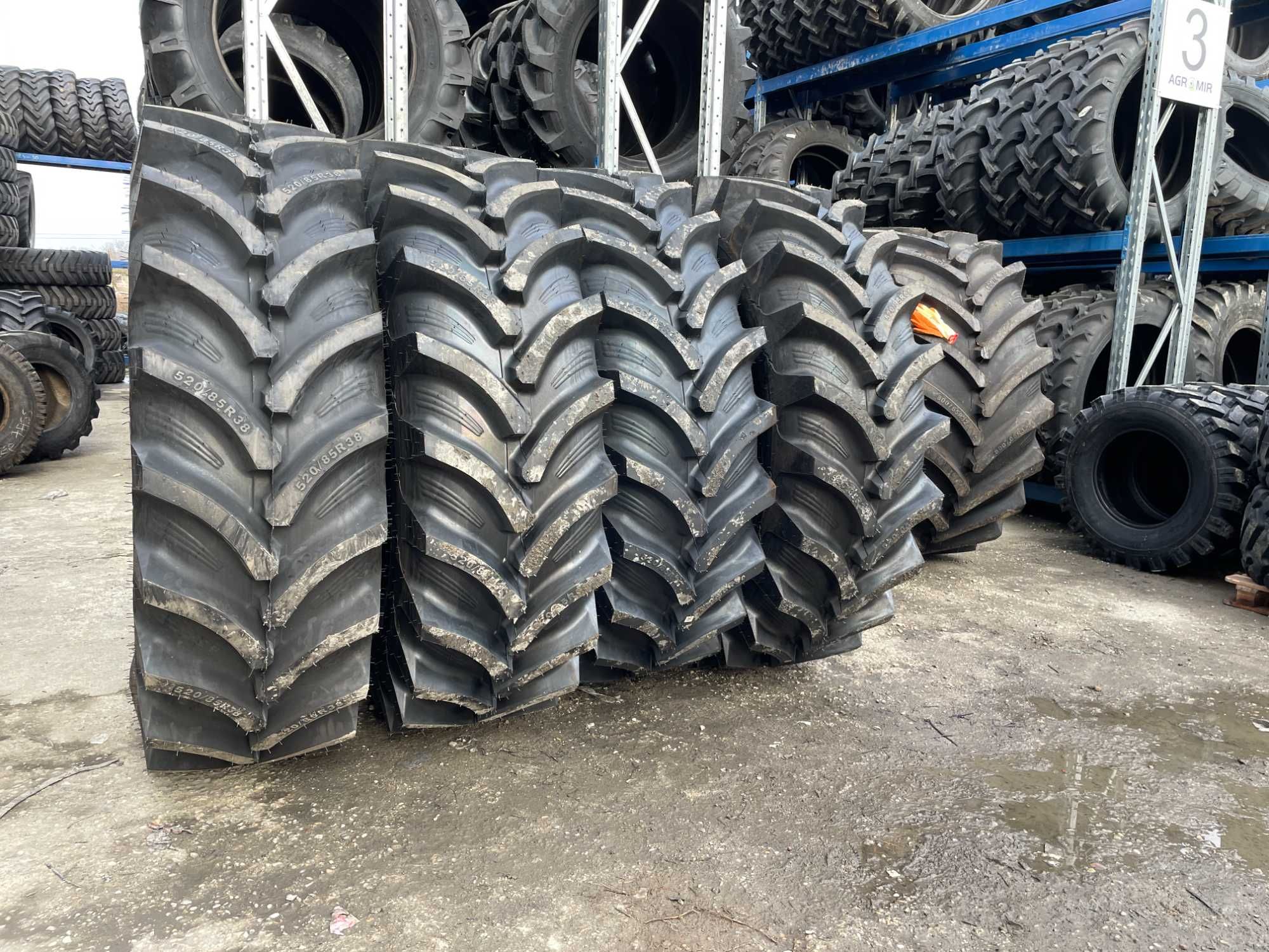 520/85R38 pentru tractor spate John Deere anvelope noi radiale OZKA