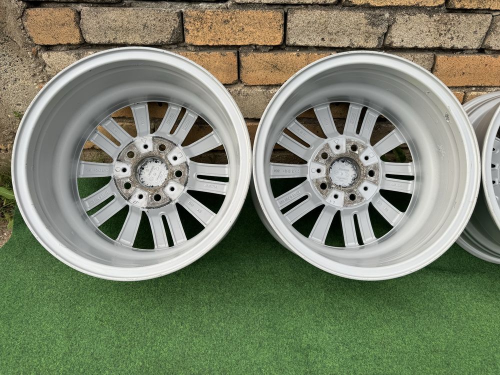 4 броя Джанти БМВ BMW Style 283 16 цола за F30 F31 e90 e91 e87 e46 e36