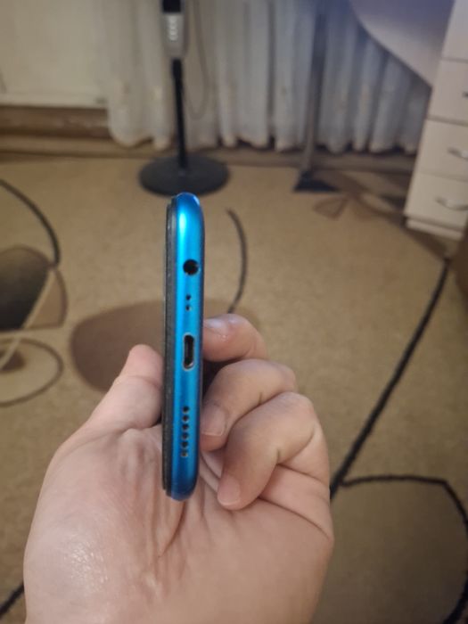 Продам Oppo a12 в отличном состоянии