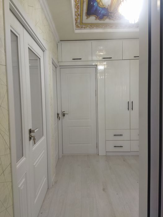 Прадам 4 Ком квартира в Чирчик срочна  наличка  79000