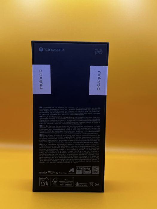 Нов! Motorola Razr 60 ULTRA 512 GB, RAM 16 GB, 5G