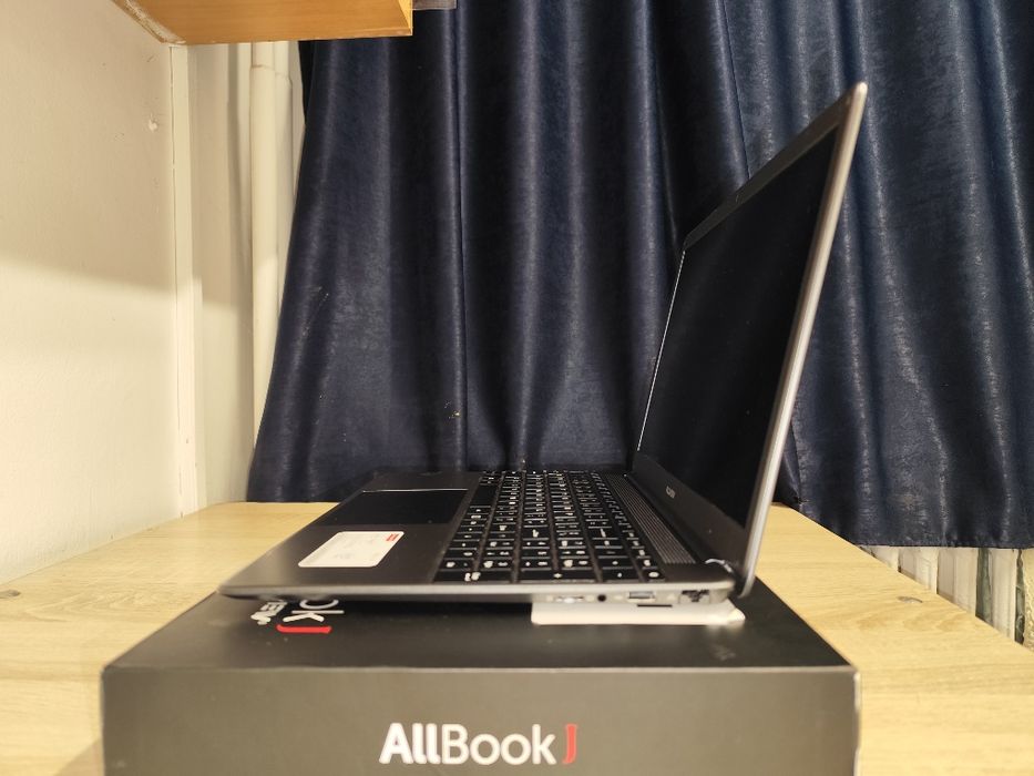 Laptop Ca nou! – Allbook Allview J Series 8Gb RAM 256Gb SSD