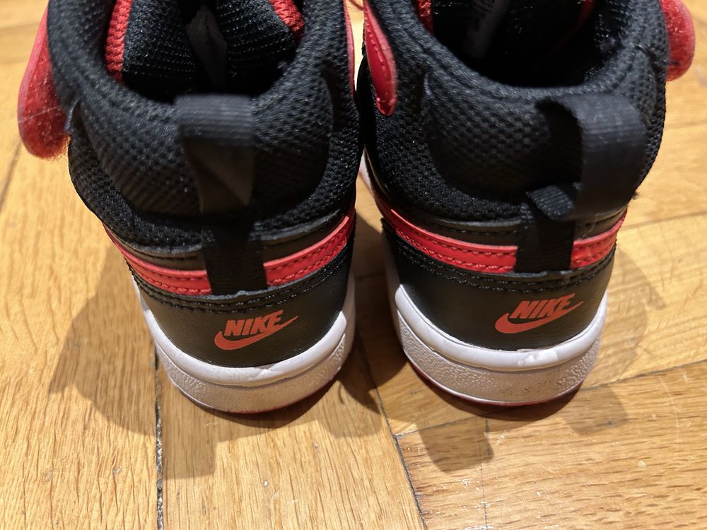 Adidasi Nike copii, mar 28