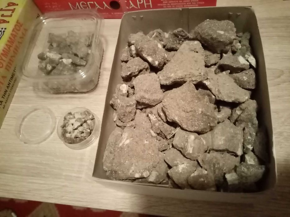 Tamâie ,Smirna ,Carbuni,cruciulițe