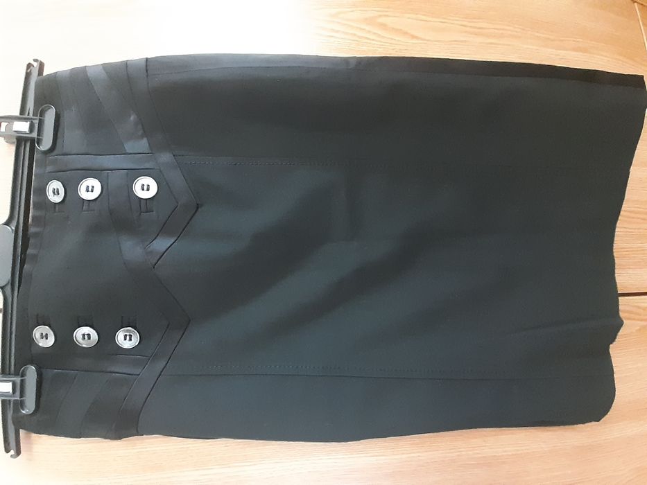 Rochii si fusta originale de la Karen Millen mar. 38