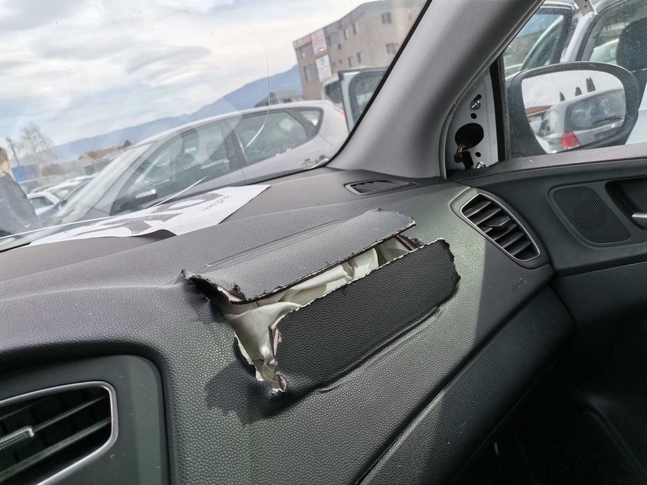 Hyndai i20 2020г  1.2i На ЧАСТИ!