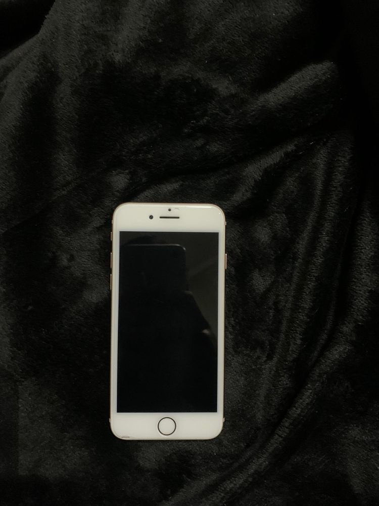 Apple 8/64 состояние 10/10