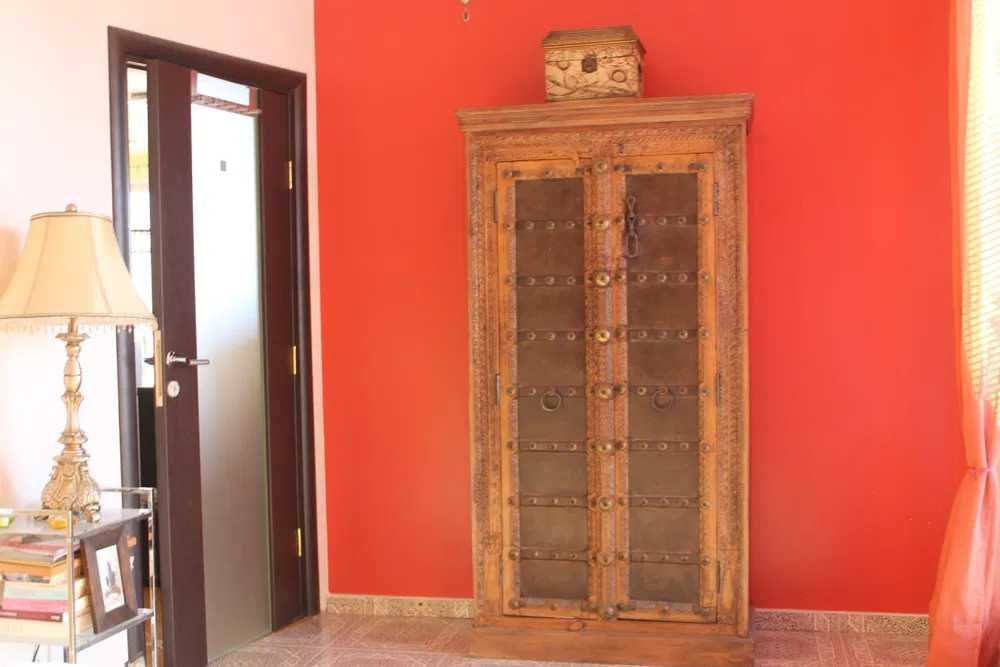 Продава се Тристаен апартамент в Бургас, Възраждане - 86 кв.м за 1103 €/кв.м - Снимка #2