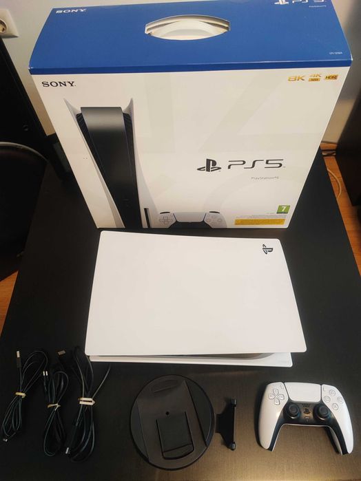PlayStation 5 - PS5