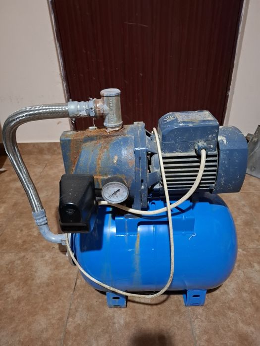 Vând hidrofor Pedrollo