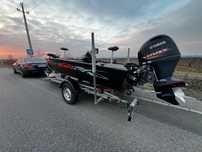 Barca Kimple Sniper 498 ( bass boat ) - barca profesionala de pescuit
