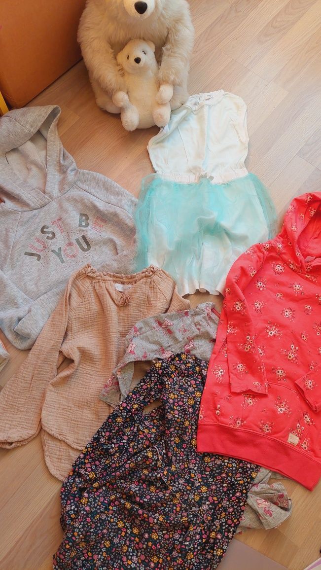 Лот Zara, Carter's, George рокли, суичъри, блуза 122 см 6-7 г.