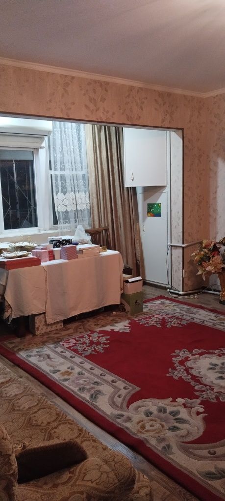 Продается квартира Юнусабад 7 4/2/4