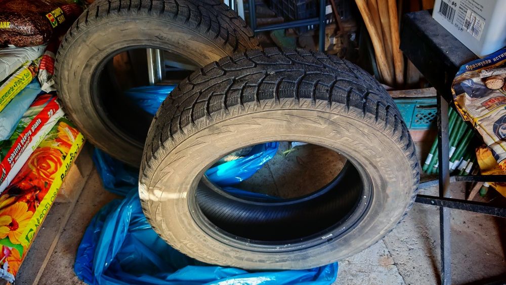 Зимни гуми  Hankook 235/65 R17