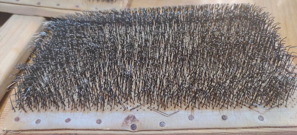 Ручной кардер для шерсти