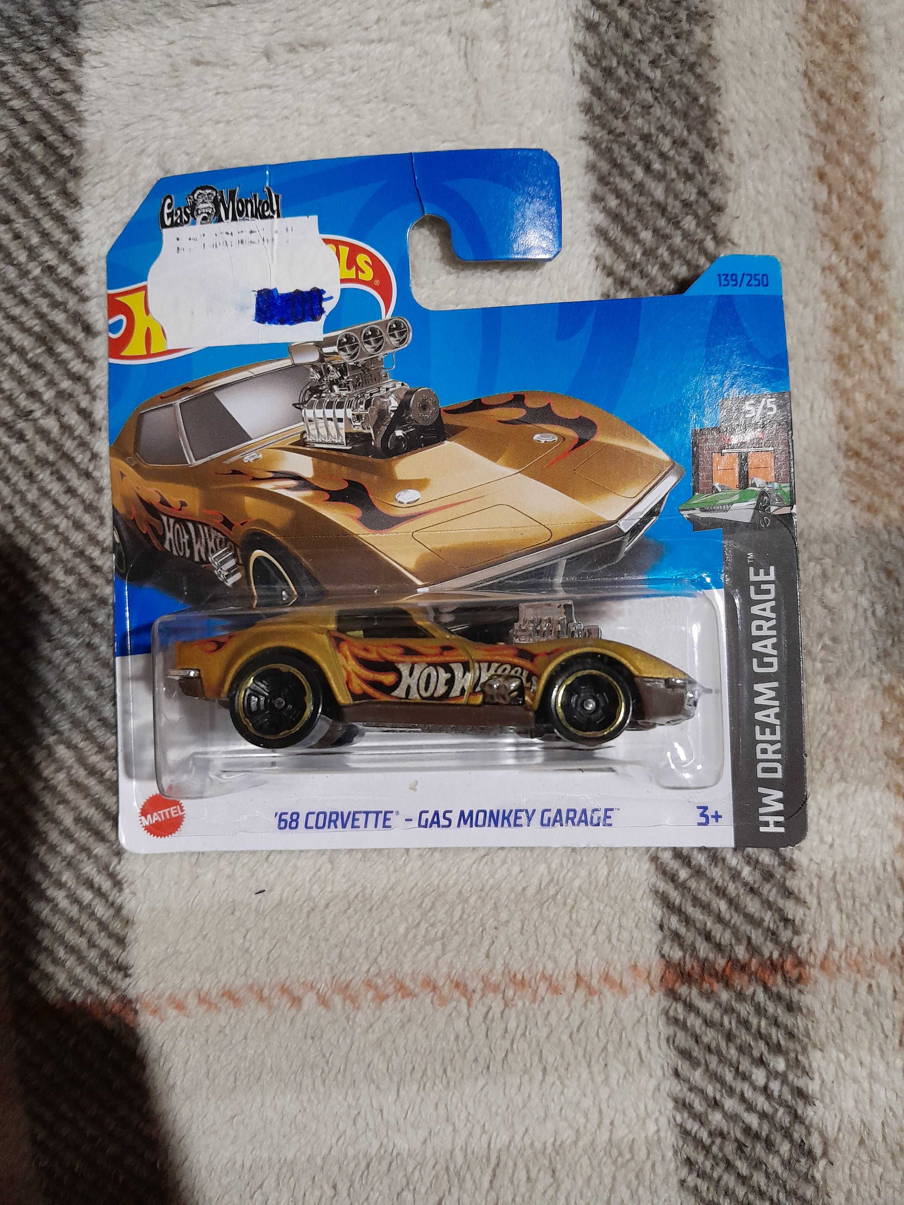 Vand masinute hot wheels pret 30 de lei bucata negociabil