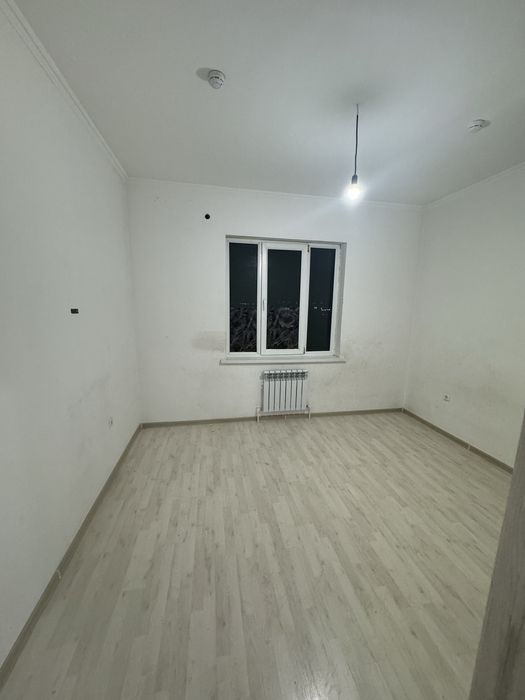 Olmos maxallasida 3 xonali kvartira srochno sotiladi 56.000$