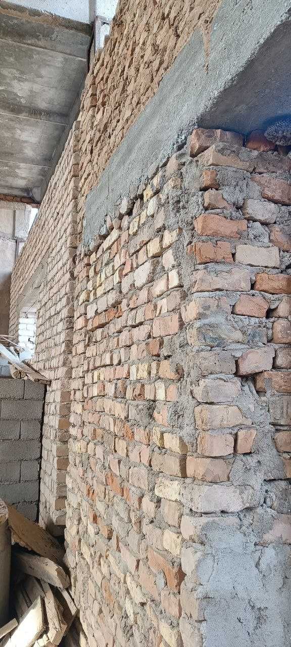 Ishlab chiqarishga mo'ljallangan kichik sanoat zonasi.
