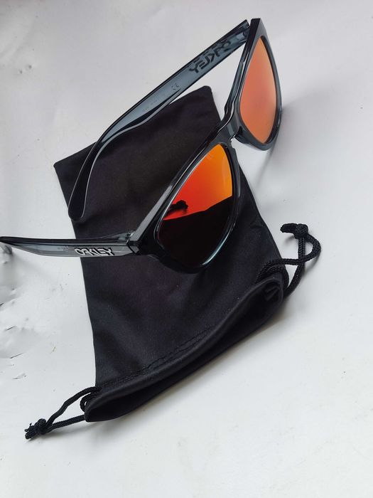 Слънчеви очила Oakley Frogskins Range
