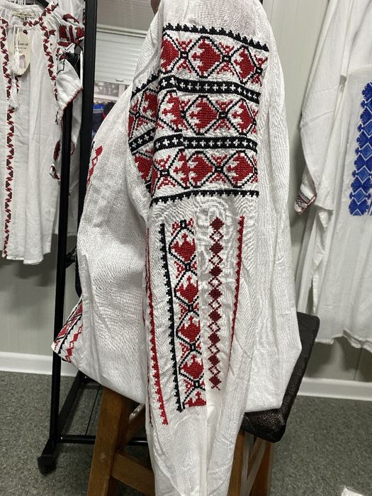 Vând Ie tradiționala