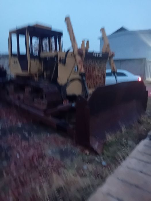 Продаётся бульдозер гусеничный ЧТЗ