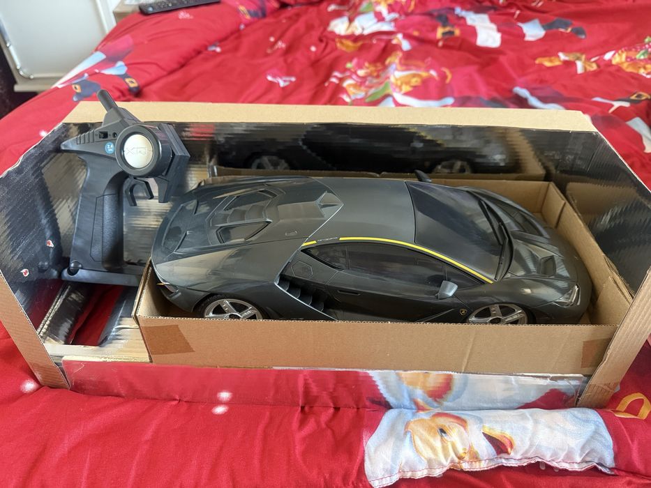 Спортна кола с безжично дистанционно