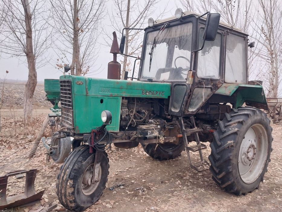 Mtz 80x traktor sotiladi