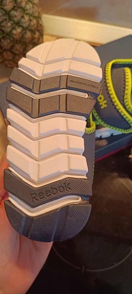 Reebok детски сандали