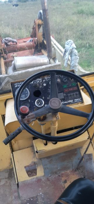 Vand buldoexcavator Benfra in conditii avatajoase.