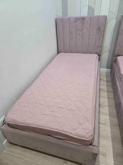 Продам кровать + ортопед.матрас