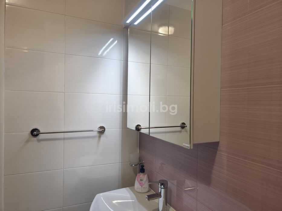 Под наем двустаен, €560, 68кв.м. в Банишора