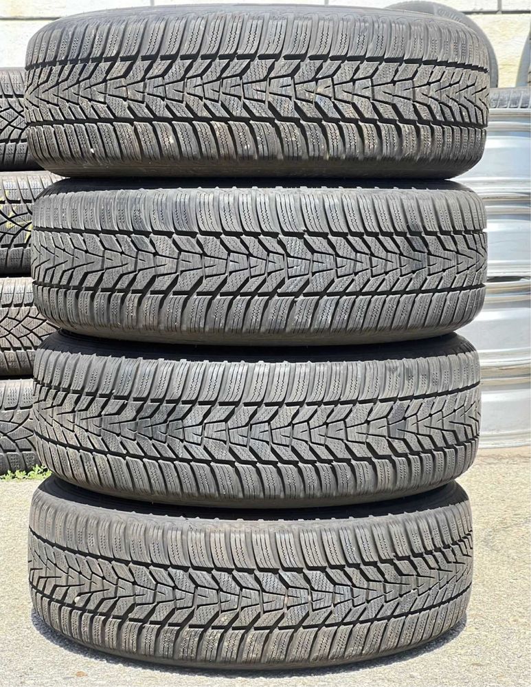 Зимни гуми 215 60 17 Hankook DOT 23
