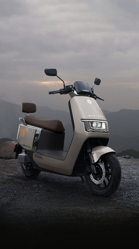 Продаю YADEA EPOC H+ с пробегом 1200км в хорошем состоянии.2025г.