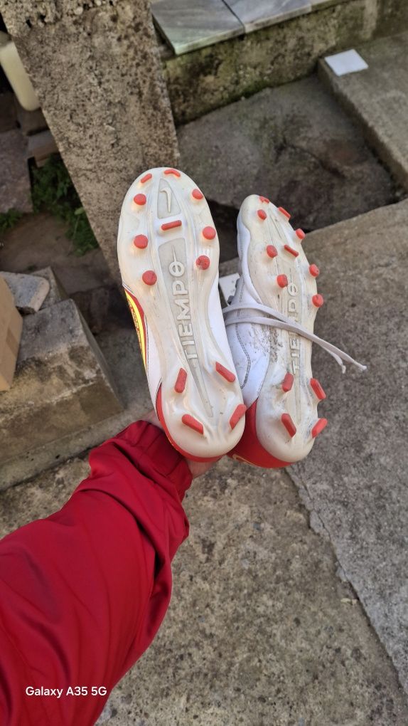 Футболни обувки Nike tempo 42.5