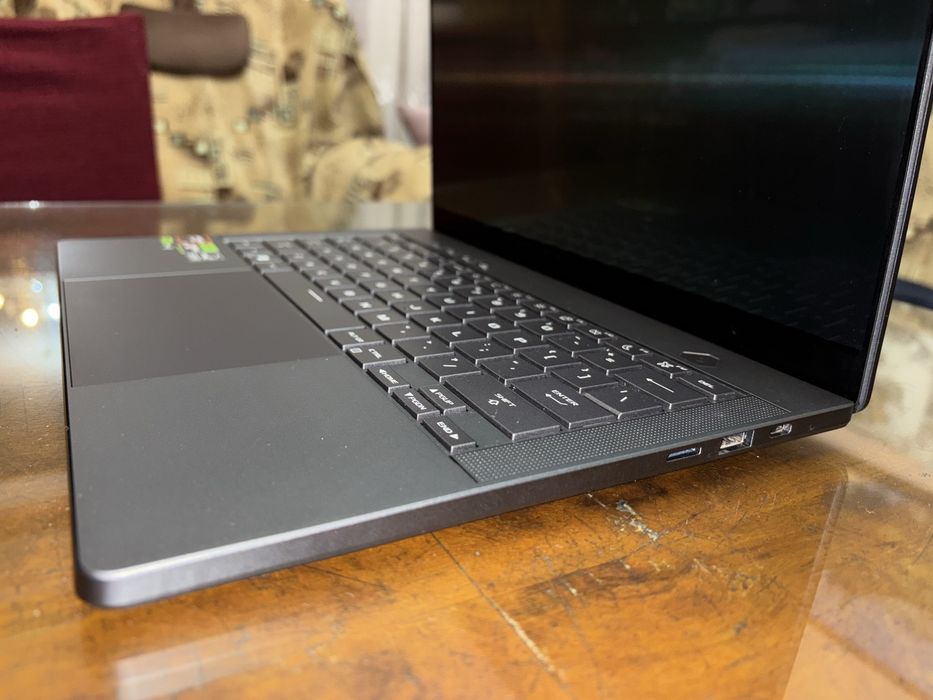 Laptop Gaming ASUS ROG Zephyrus G14